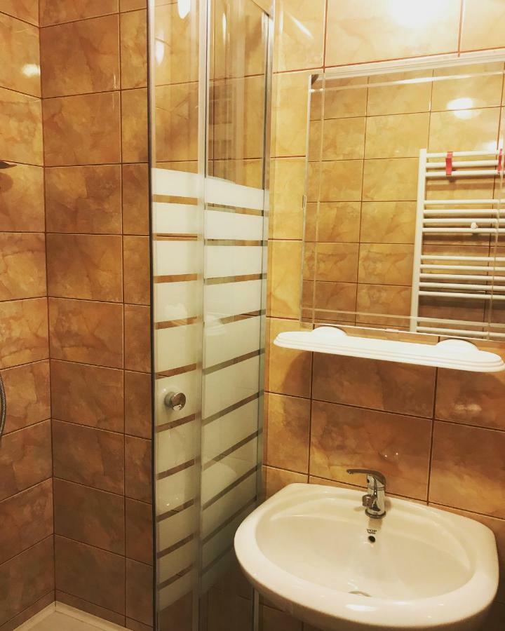 Casa Bucurr Hotel Afumaţi Buitenkant foto